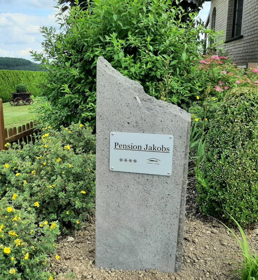 Pension-Jakobs Nachtsheim Exteriör bild