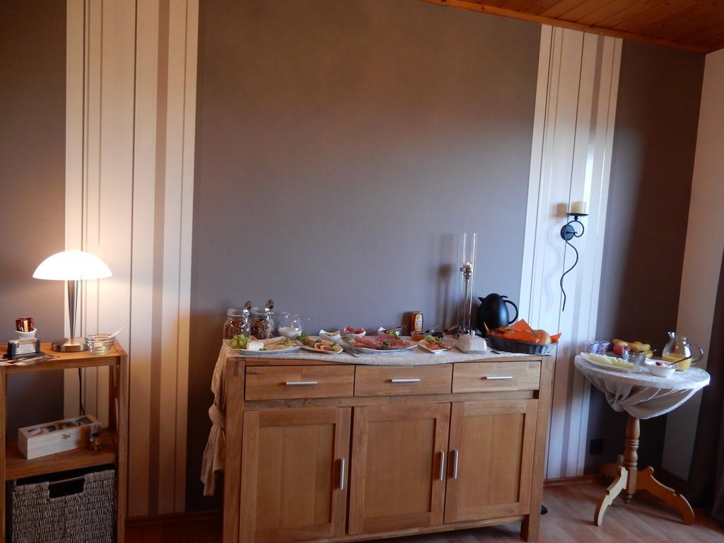 Pension-Jakobs Nachtsheim Exteriör bild