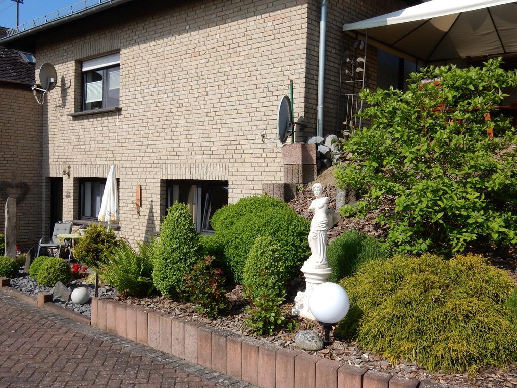 Pension-Jakobs Nachtsheim Exteriör bild