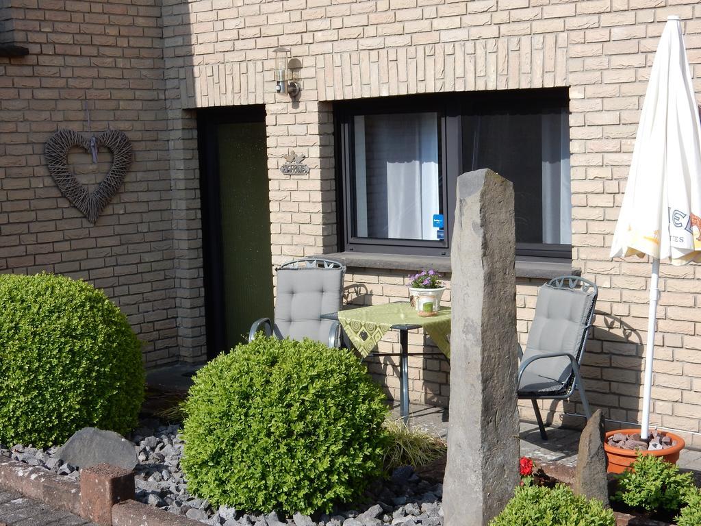 Pension-Jakobs Nachtsheim Exteriör bild